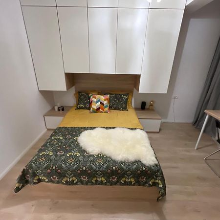 בוקרשט Rose Luxury Apartment Palace מראה חיצוני תמונה